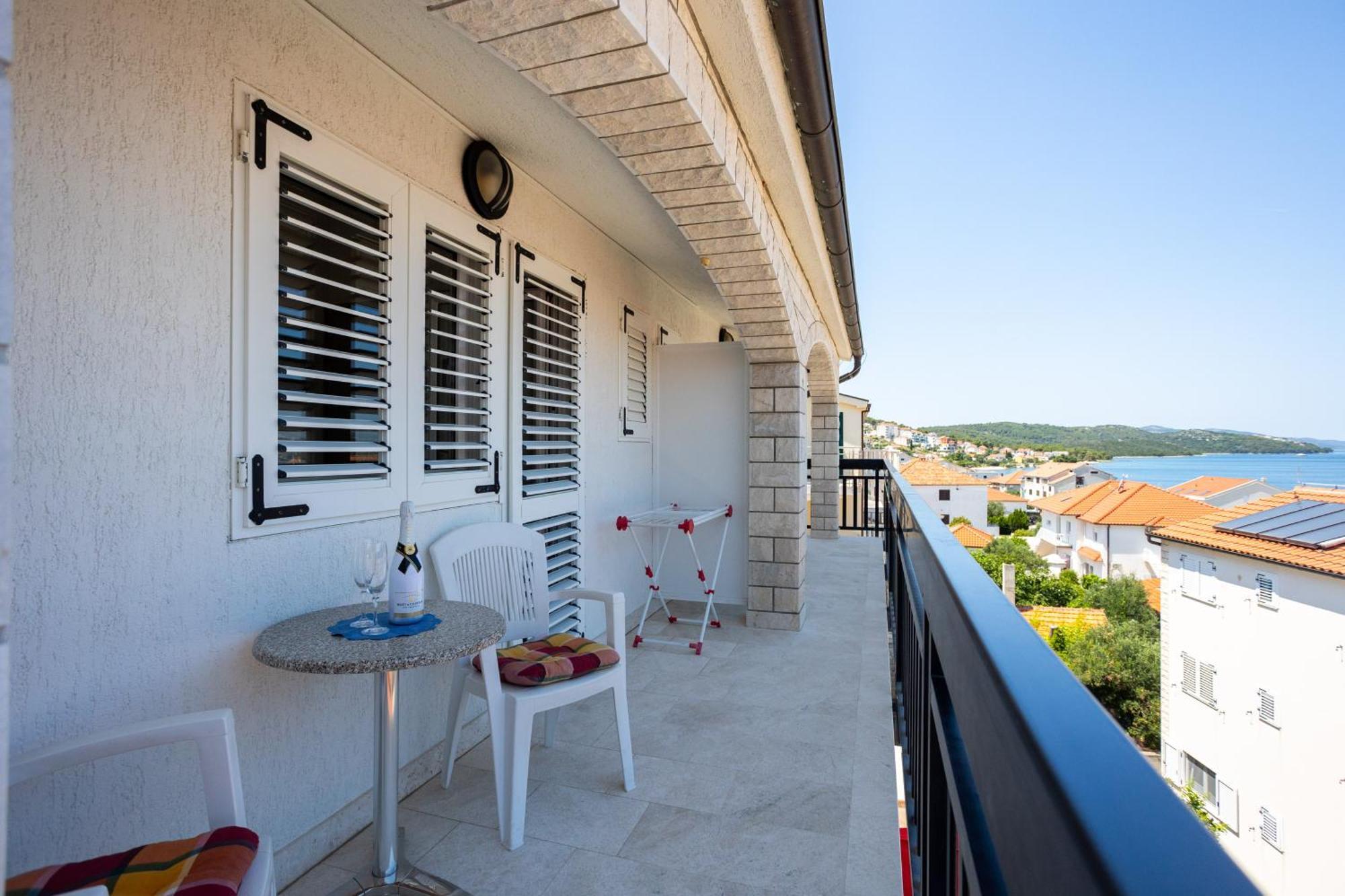 Villa Marina Okrug Gornji Bilik gambar